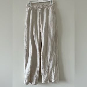 Abercrombie & Fitch Cream Sweatpants in Size Small